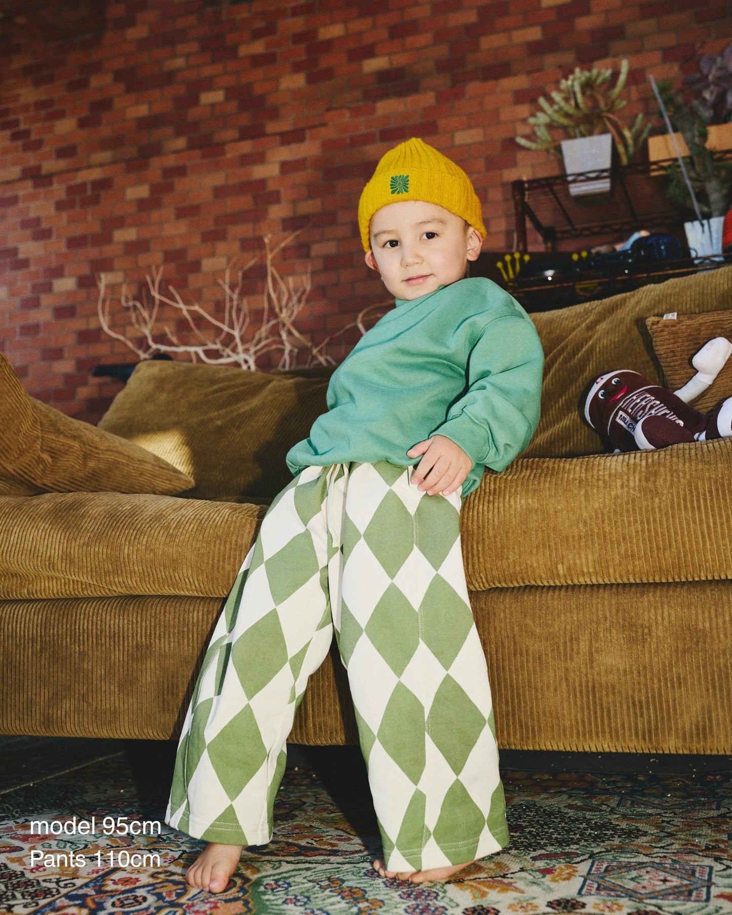 【予約商品】Happy Scribble Sweatpants