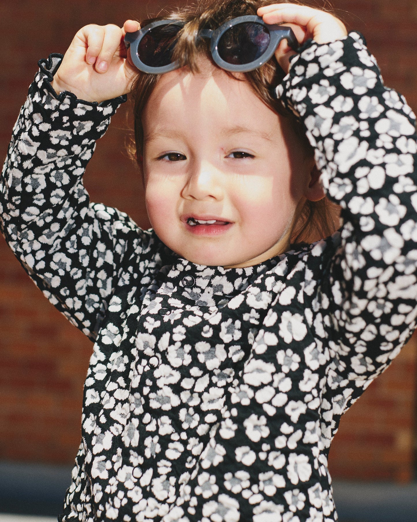 【予約商品】Cozy Pattern Cardigan (flower)
