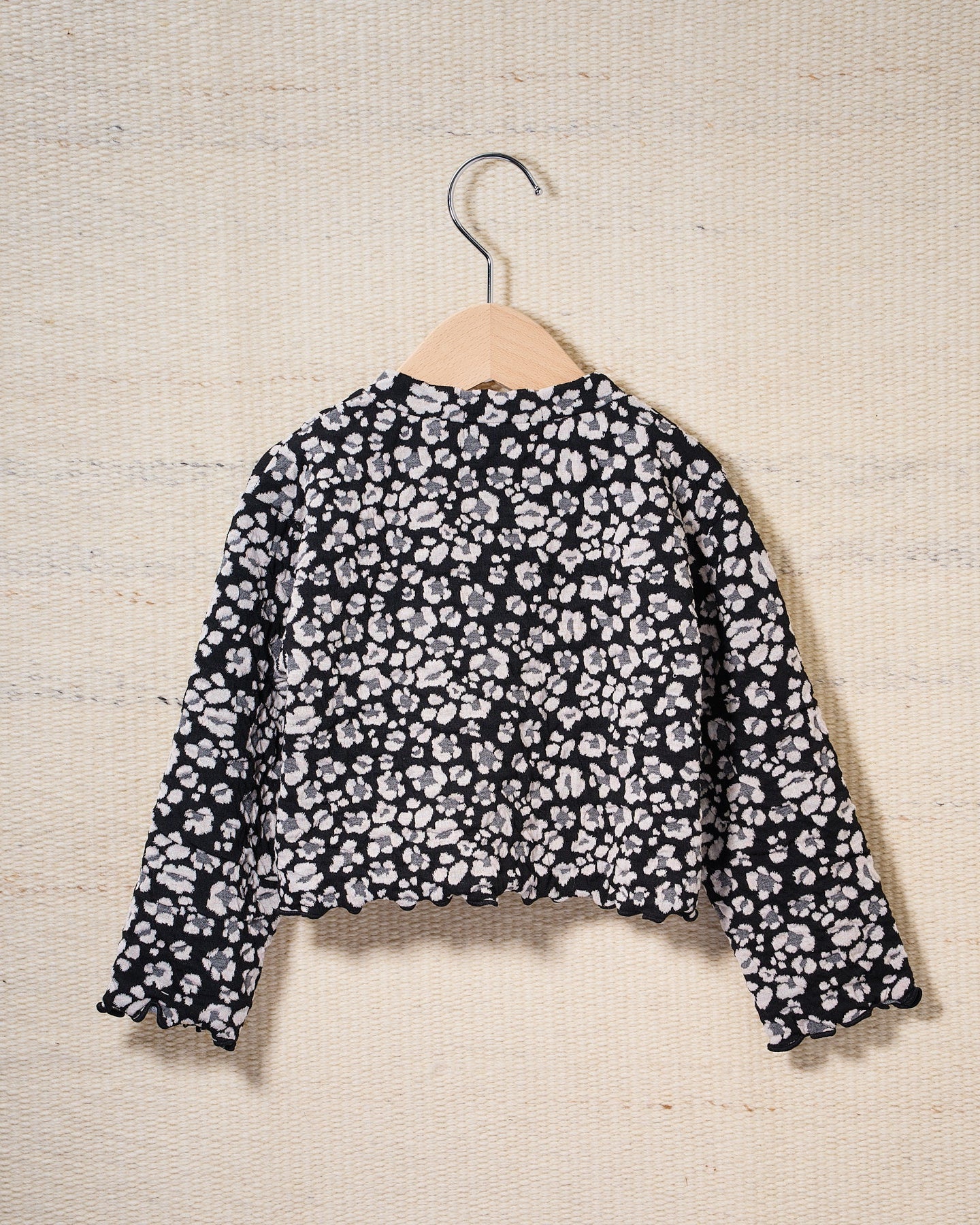 【予約商品】Cozy Pattern Cardigan (flower)