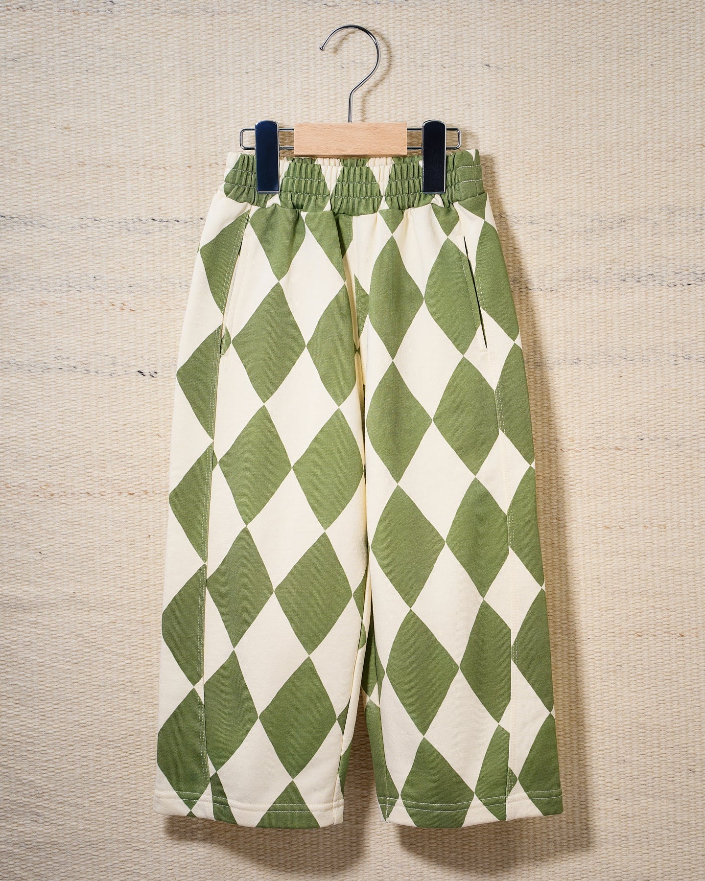 【予約商品】Happy Scribble Sweatpants